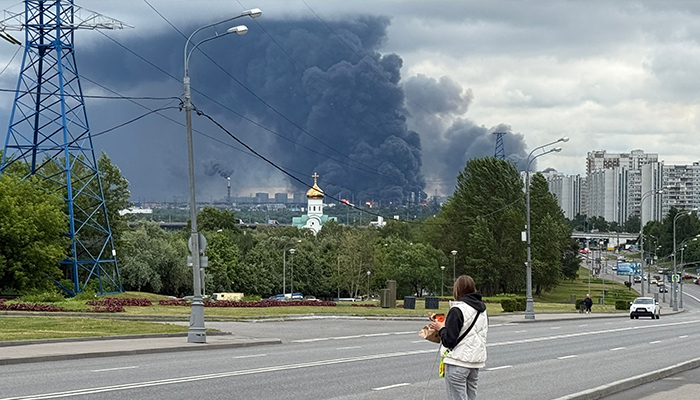 Ukraine attacks Russian capital Moscow with hundreds of drones, targeting oil refinery