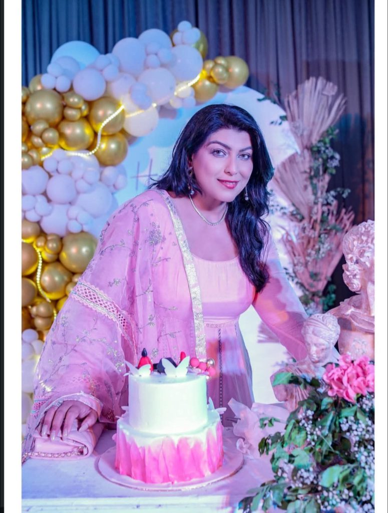 Internationally Acclaimed Fashion Designer Amna Inam Celebrates her Birthday