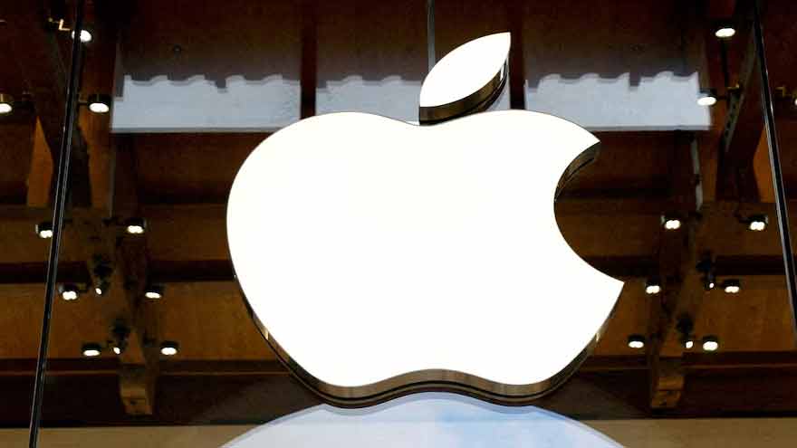 Apple set to lose nearly $500 billion in value after weak forecast