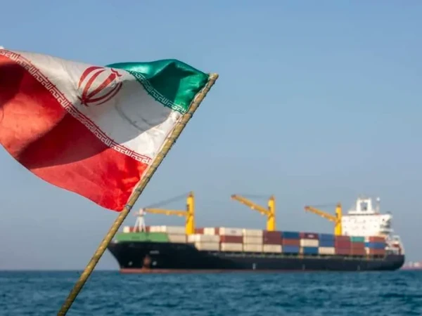 Iran warns international community against closing Strait of Hormuz